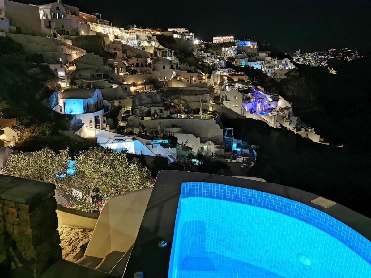 Aqua & Terra Traditional Cave Houses Oia  Exterior photo