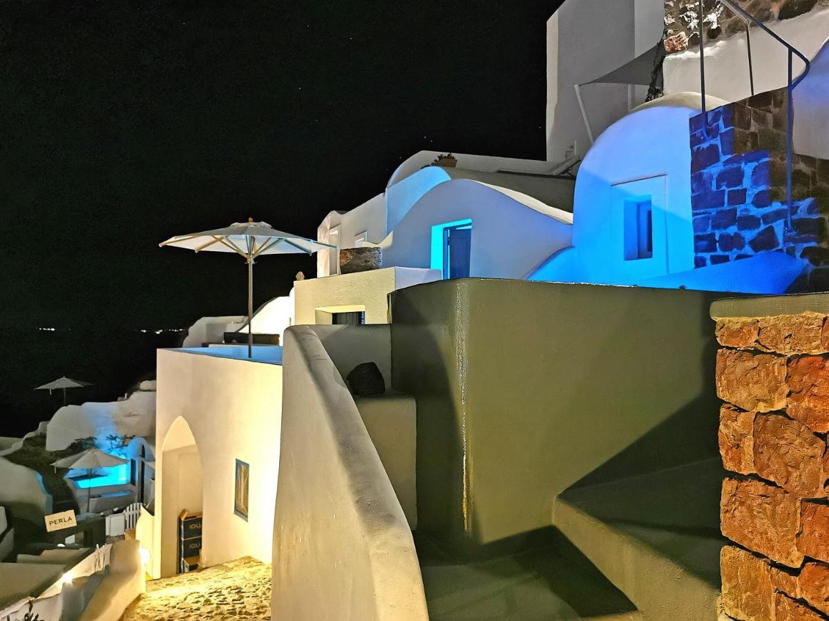 Aqua & Terra Traditional Cave Houses Oia  Exterior photo