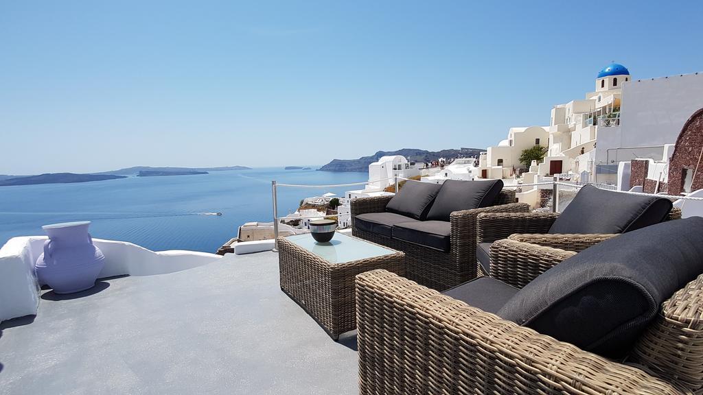Aqua & Terra Traditional Cave Houses Oia  Exterior photo