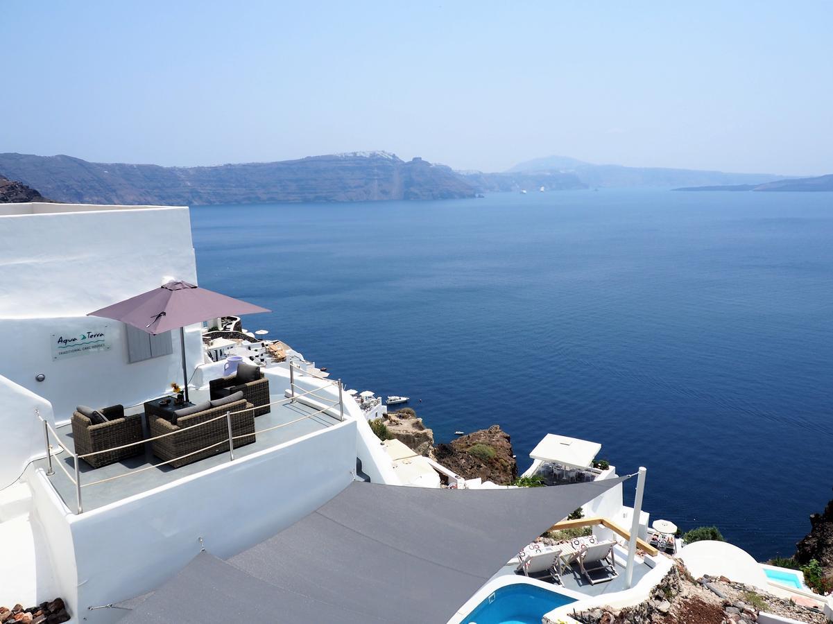 Aqua & Terra Traditional Cave Houses Oia  Exterior photo