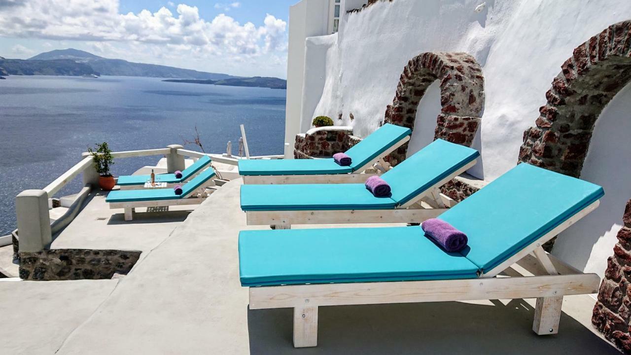 Aqua & Terra Traditional Cave Houses Oia  Exterior photo